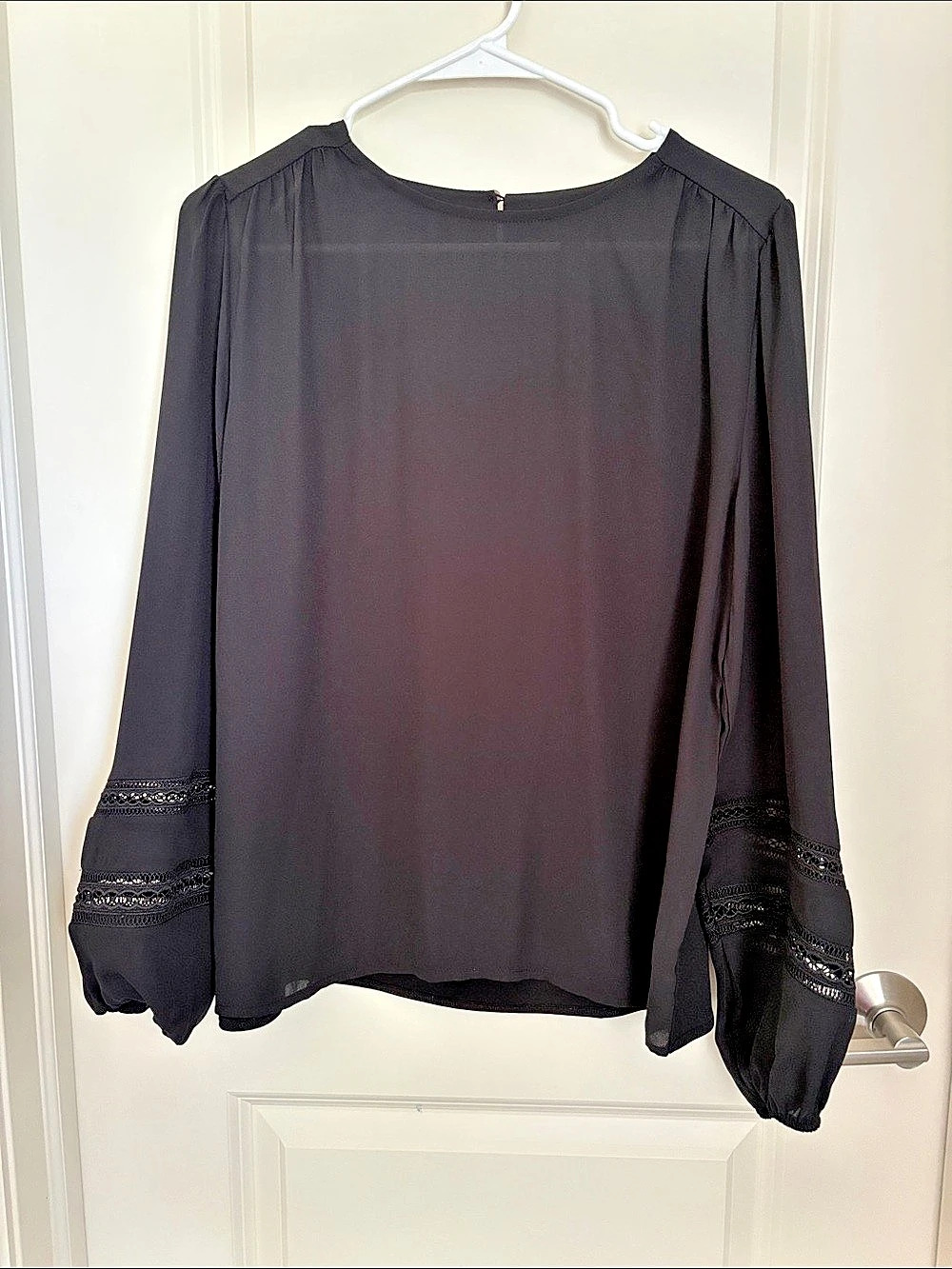 Ann Taylor Black Puff Sleeve Blouse Size Small Like New